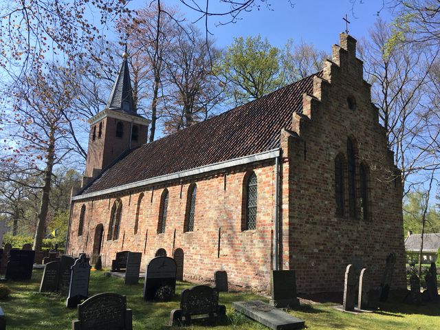 Olterterp Sint Hippolytuskerk met trapgevel