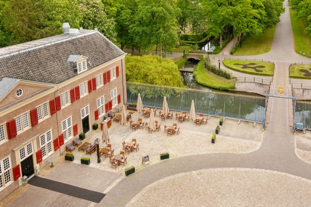 Het terras van Slot Zeist