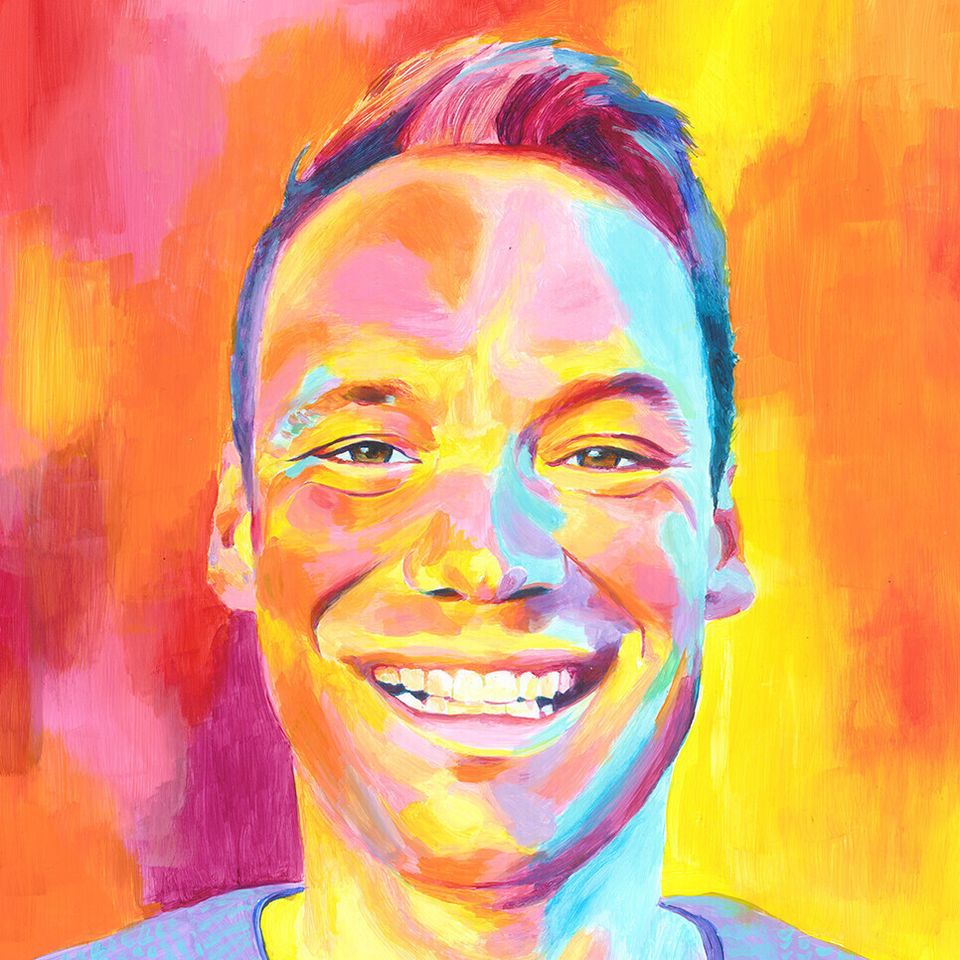 Affiche van het gezicht van Eric Mijnster, geschilderd in fel gele, oranje en roze tinten.