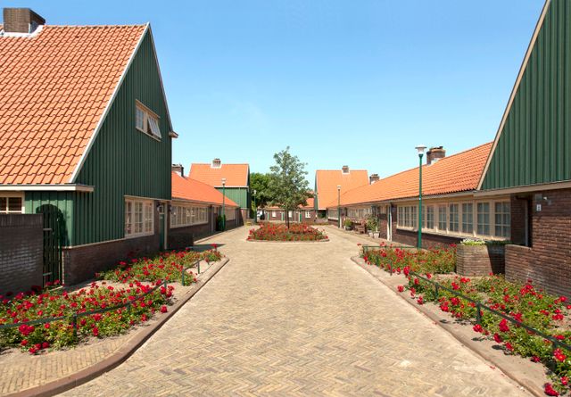 Blik op de Duivenstraat Hilversum, ontwerp architect Dudok