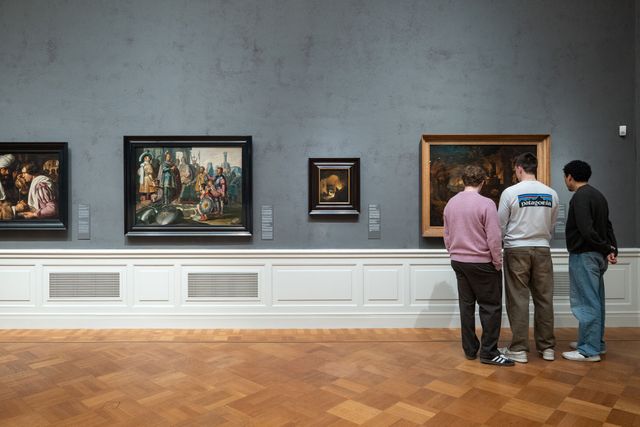 Studenten in Museum De Lakenhal