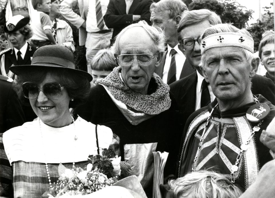 Prinses Margriet en burgemeester Haitsma vierden in 1985, samen met anderen, 900 jaar Mijdrecht, waarbij de burgemeester gekleed was in de mode van 900 jaar geleden.