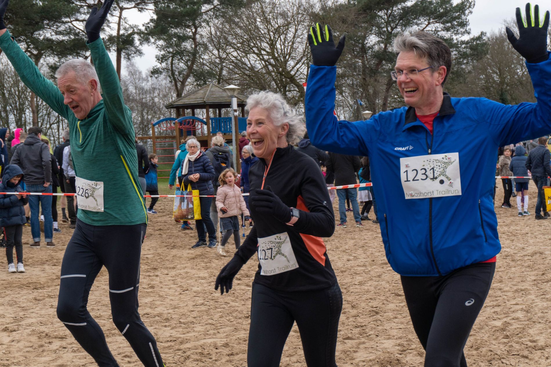 Mensen hardlopen