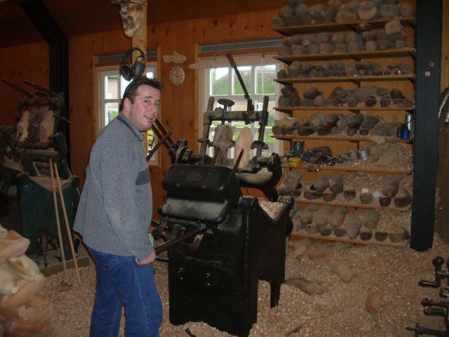 Den dekker aan het werk