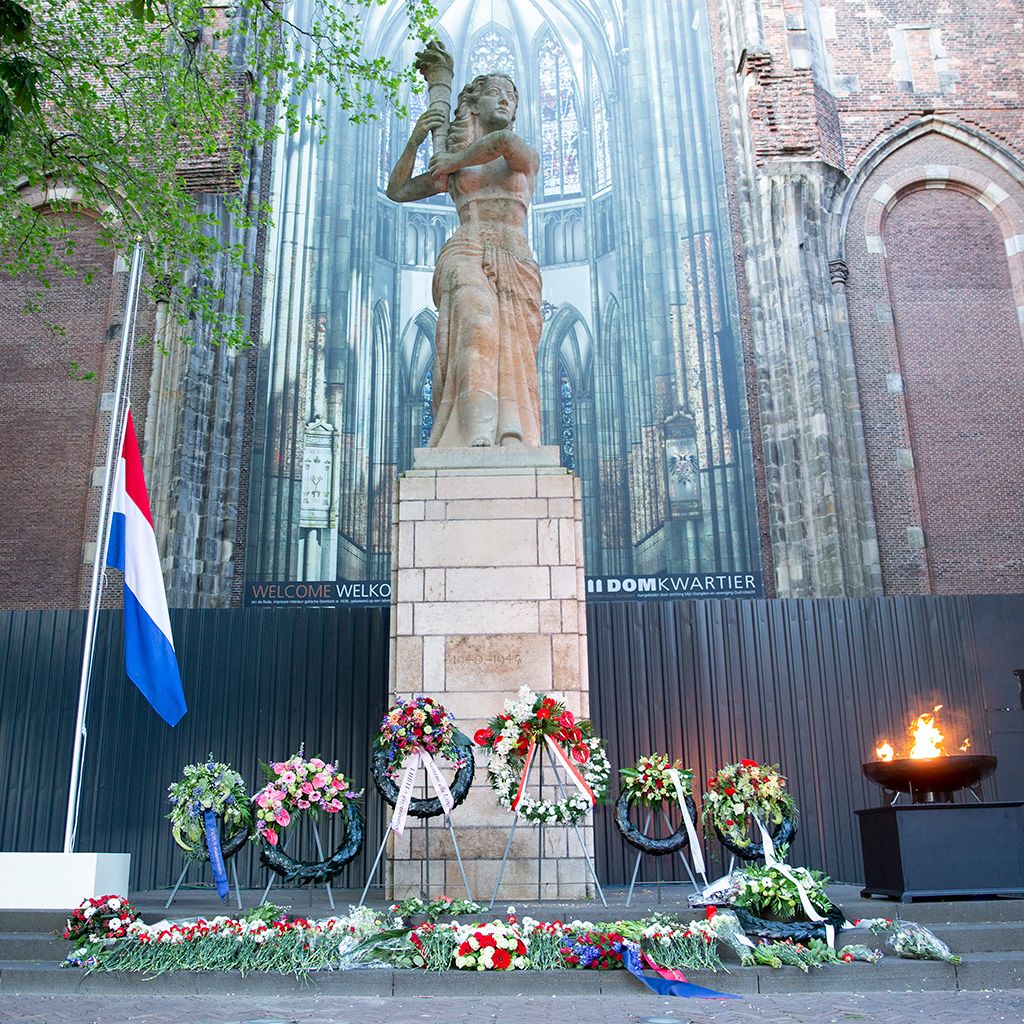 4 mei lezing in Domkerk