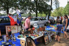 Car Boot Sale bij Geffense Plas
