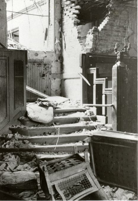 Het interieur van Hotel de Tafelberg na de Slag om Arnhem
