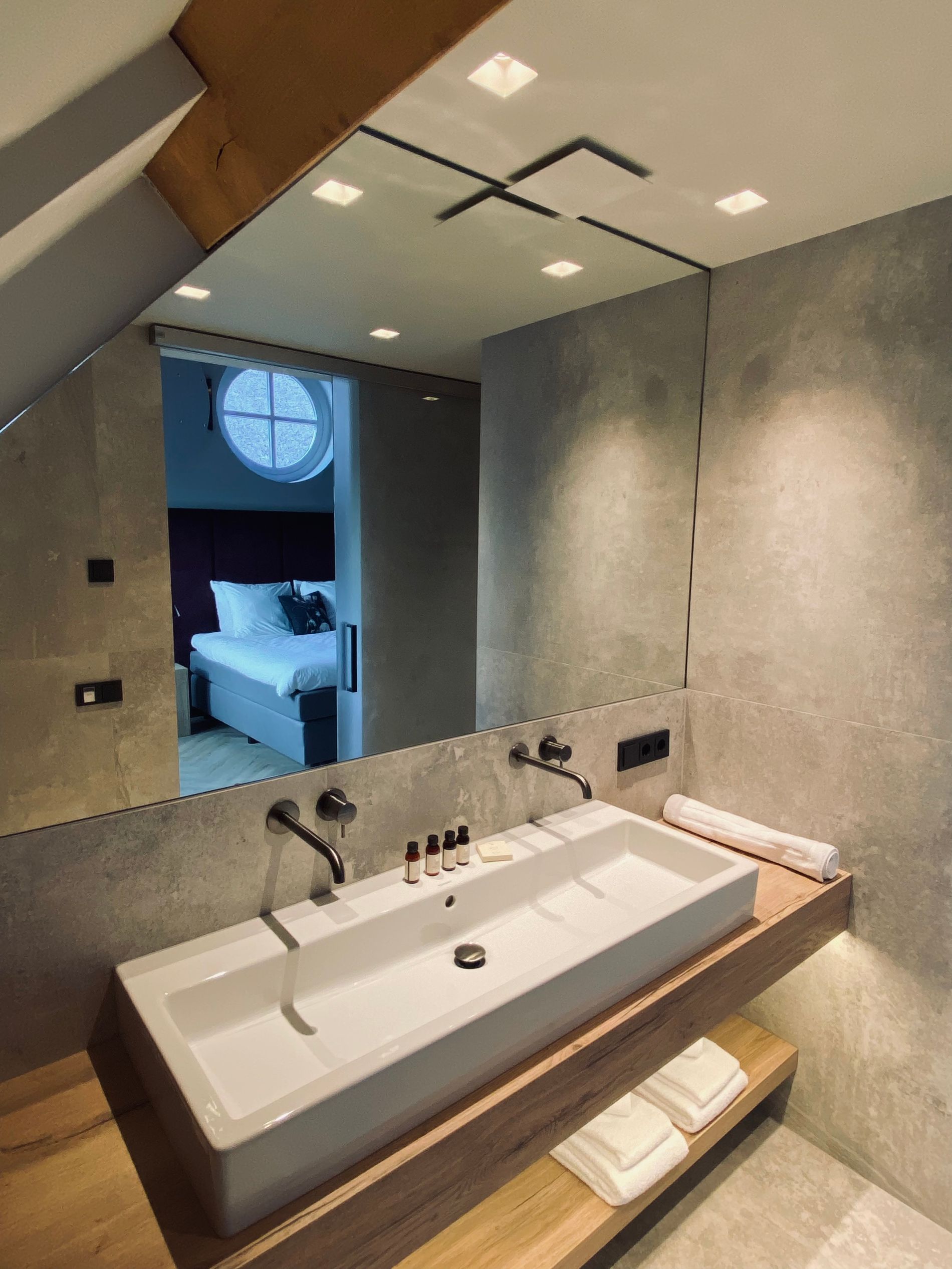 Badezimmer bei Bed & Breakfast Glundr!, Asten
