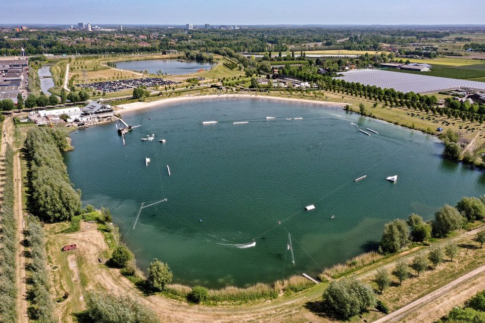 Luchtfoto Laagravense Plassen