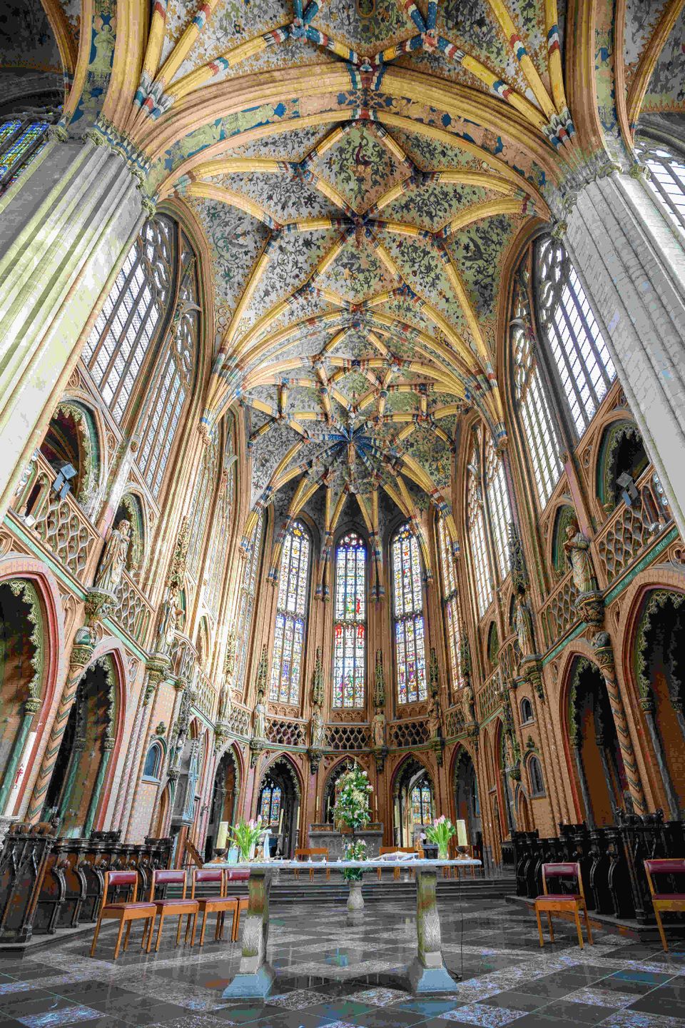 Luik Liege kerk katherdraal interieur