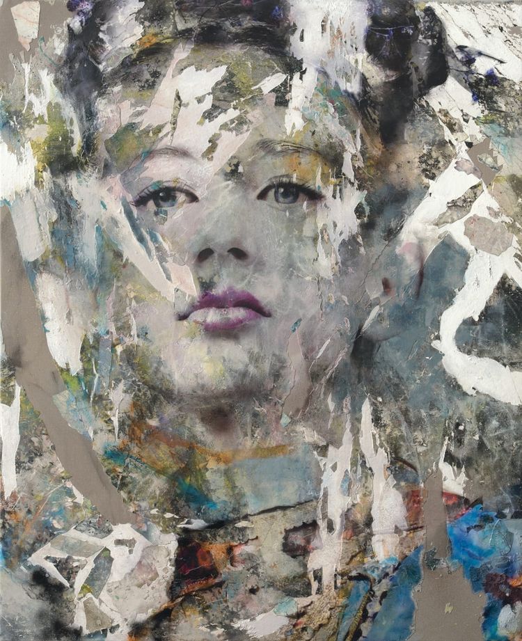 Kleurrijk schilderij met het portret van een vrouw