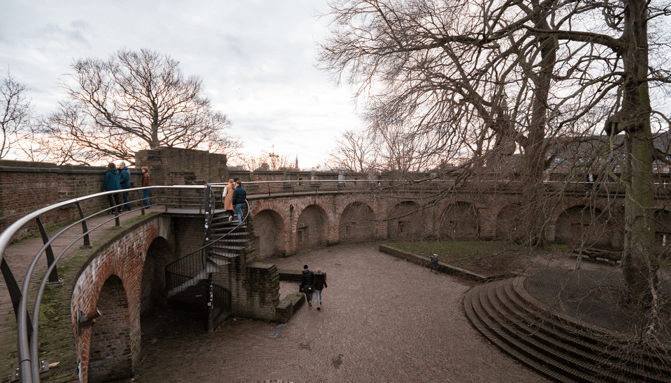A photo of the interior of De Burcht