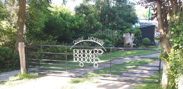 De Oude Hoeven Camperplaats