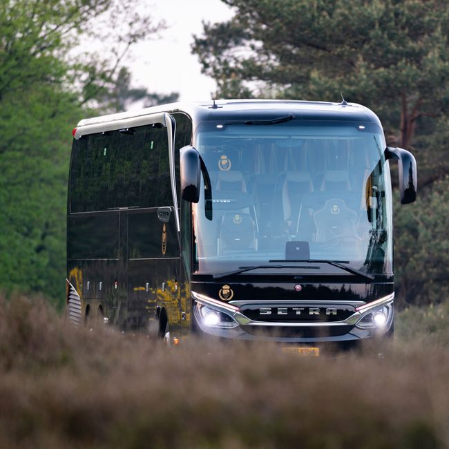 Bus