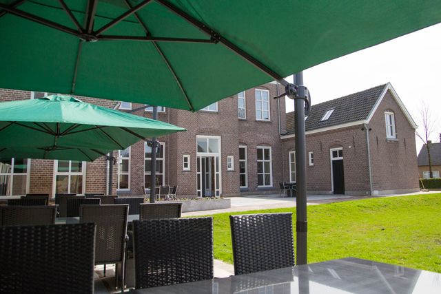 De Pastorie Lage Mierde terras