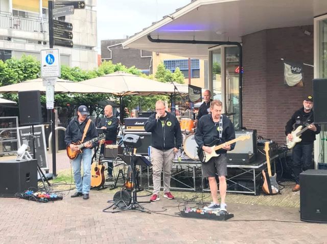 Swingterras met Just no Knock
