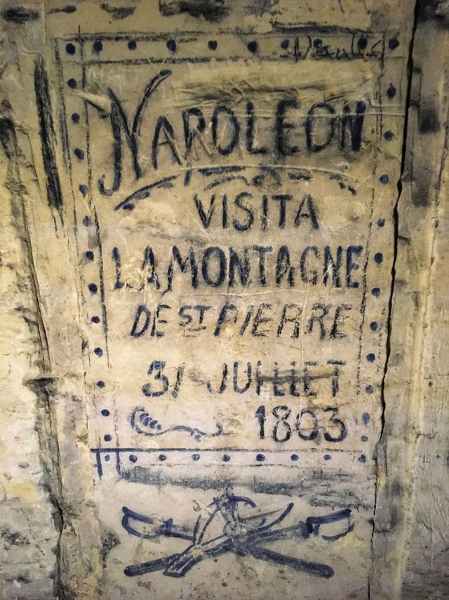 Tekst in Grotten Zonneberg Maastricht