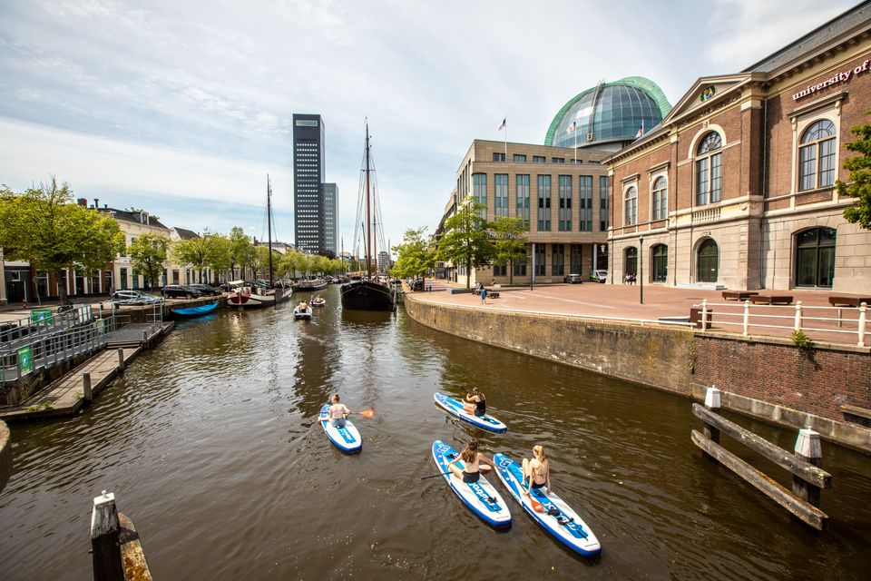 Suppen in de stadsgrachten