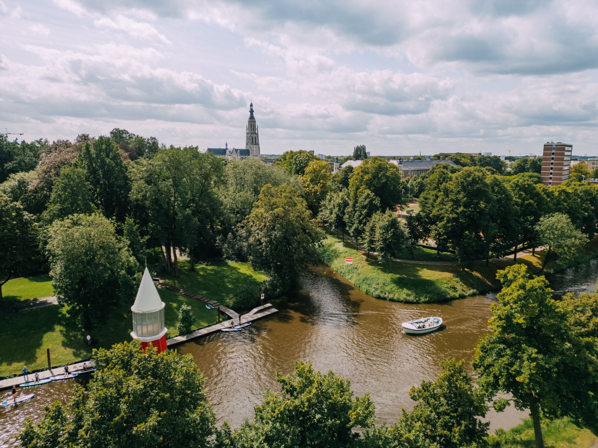 De Stadsboot bij het Valkenbergpark