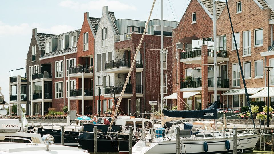 Bootjes in de haven van Oude-Tonge