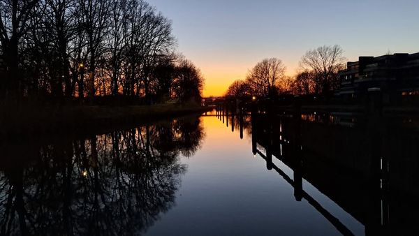 avondvaart op het kanaal in Oirschot