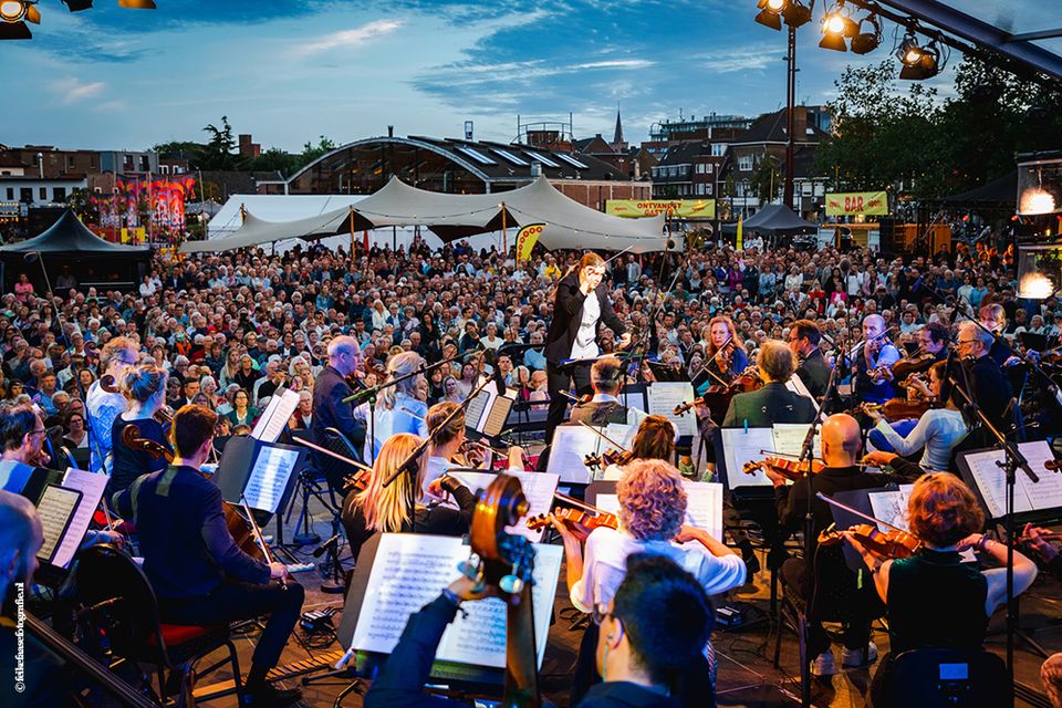 Radio Filharmonisch Orkest op het Marktplein
