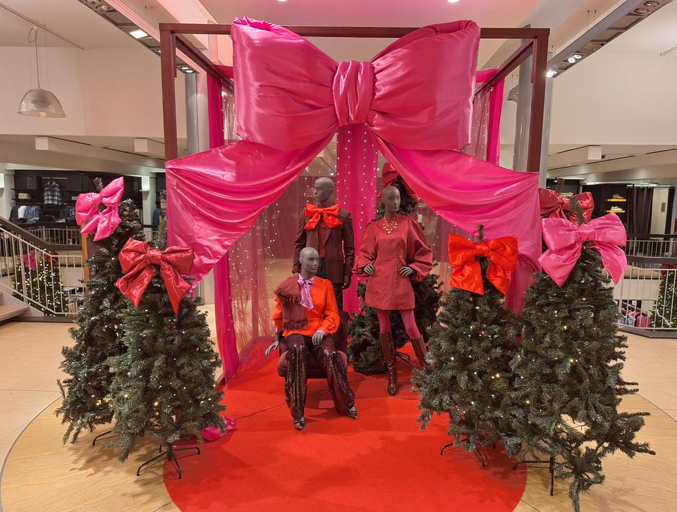 Centrale hal Piet Zoomers ModeMall