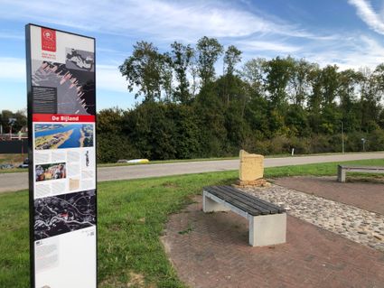 Informatiepaneel over de Romeinse tijd in Zevenaar