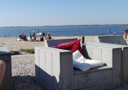 Loungestoelen terras