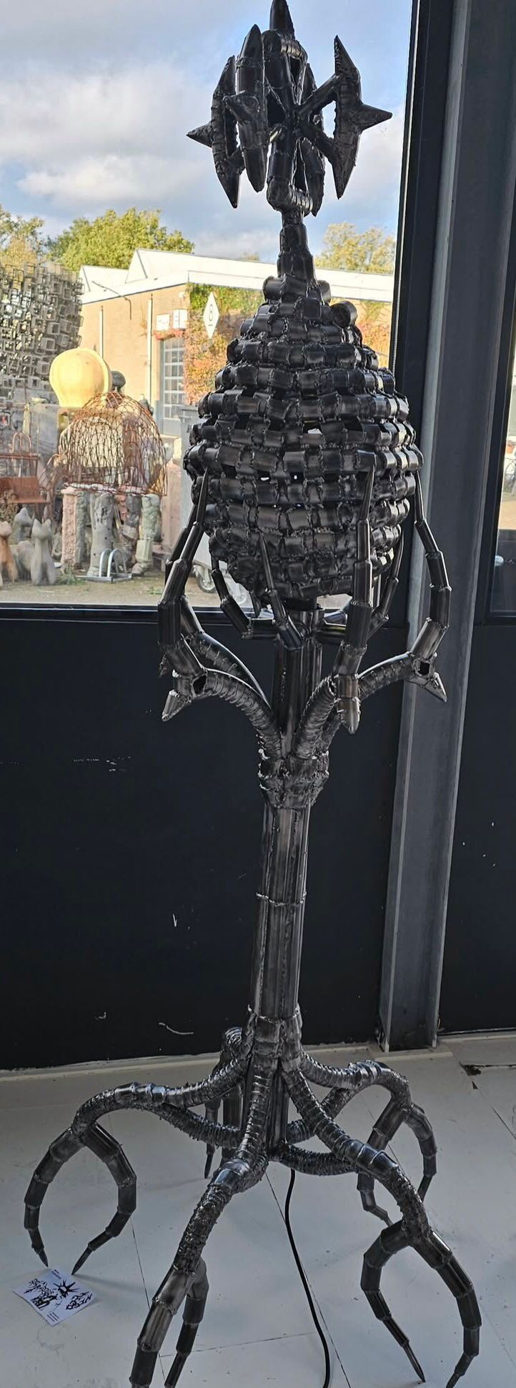 Tijdens de expositie Beeldentuin Artheo, exposeren Theo van Dam met gastexposanten. Een practige expositie.