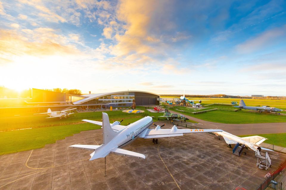 Vliegtuigen bij Museum Aviodrome.
