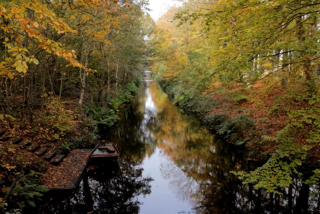 Oudemirdum Sminkevaart in herfstkleuren Gaasterland