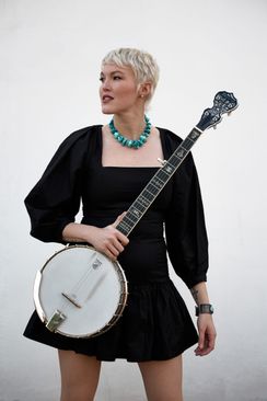 ASHLEY CAMPBELL – The Goodnight Nashville Tour