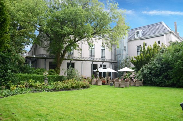 Stadhouderlijk Hof