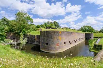 Het reduit van Fort bij Vechten, met gracht.