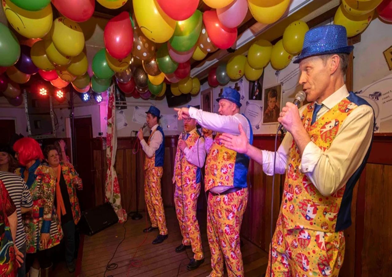 Kommer & Kwijl  - De Peelstrekels