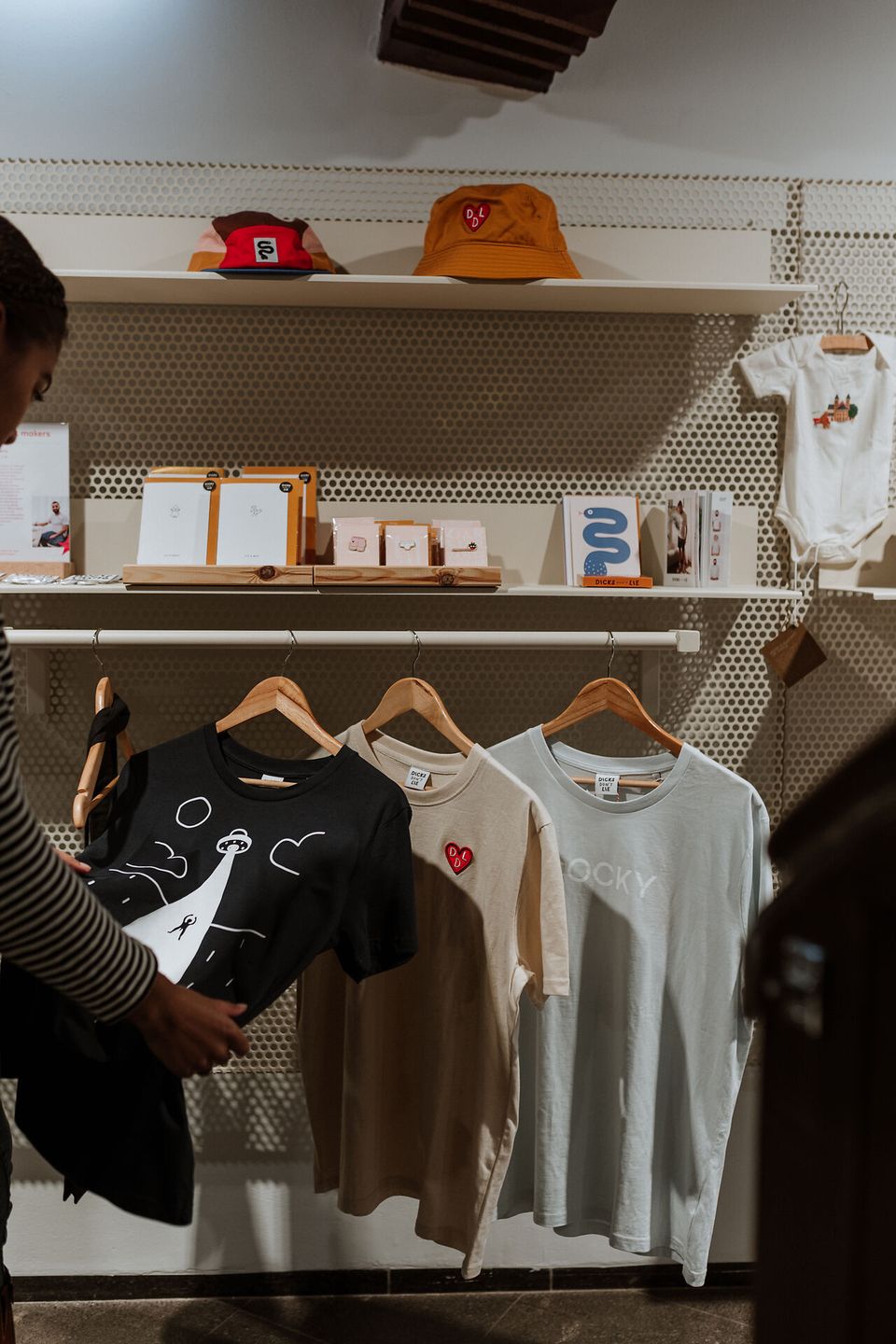 T-shirts kijken Maastricht Store