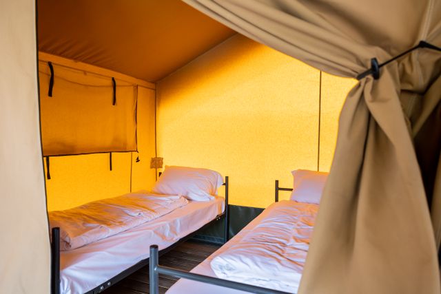 glampingtent in heeg