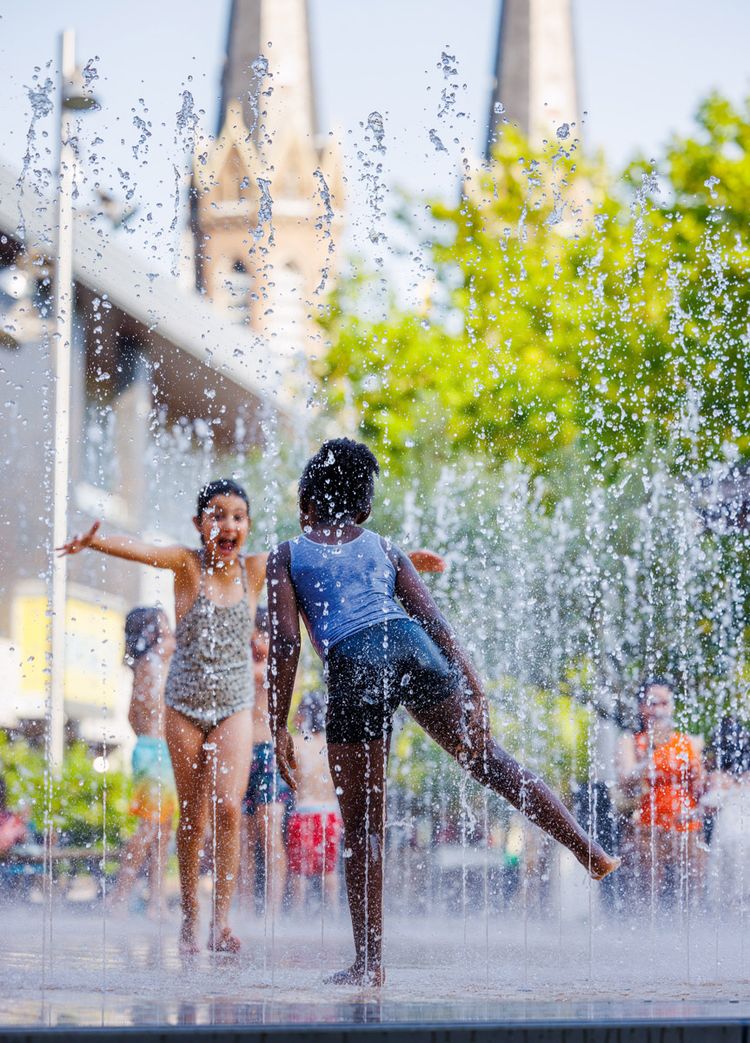 PlayFountain