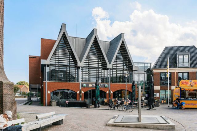 De buitenkant van het gebouw de KunstGreep