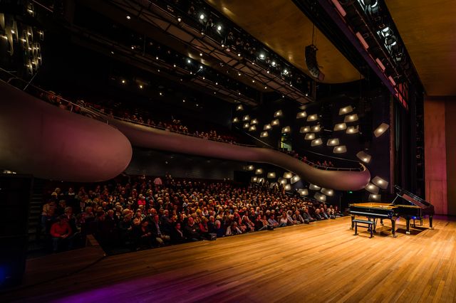 Stadsschouwburg de Harmonie