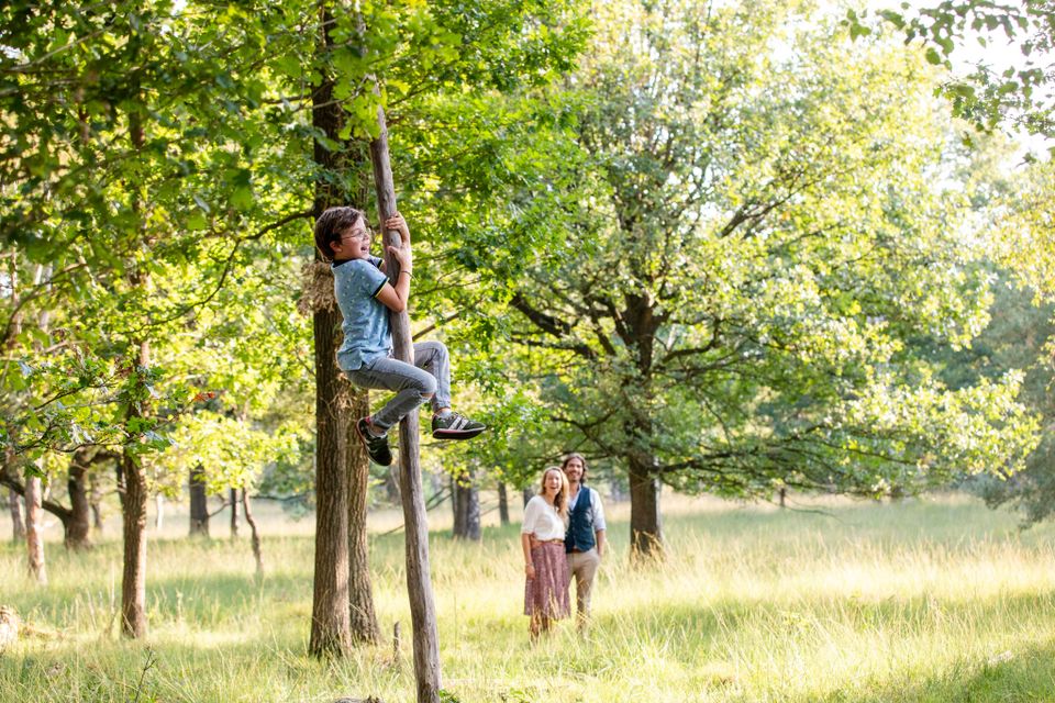 Spelen in het Speelbos van Staatsbosbeheer
