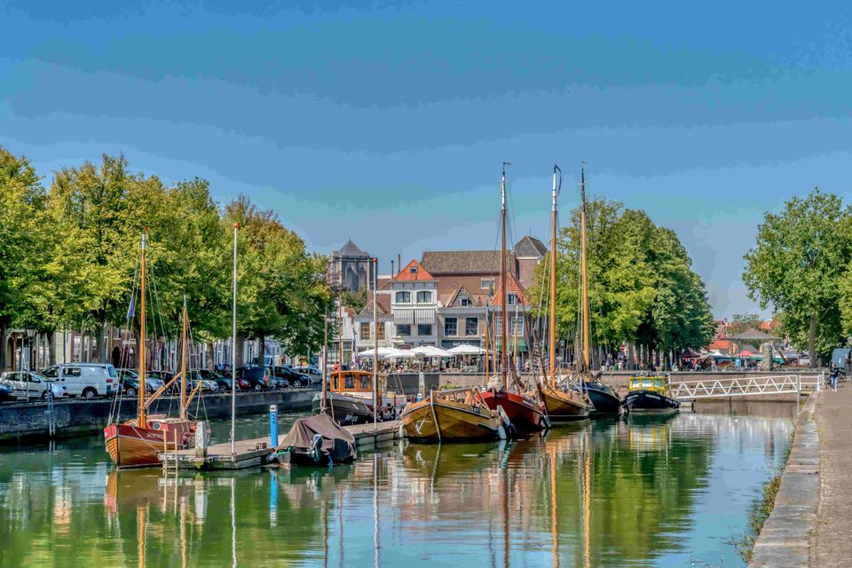 Op-Schouwen-Duiveland-stadsontdekkingstocht-Zierikzee-museumhaven