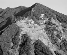 SKIN – SLITS | CUTS | RELICS