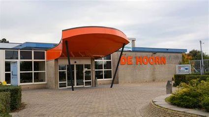 buiten zwembad de hoorn