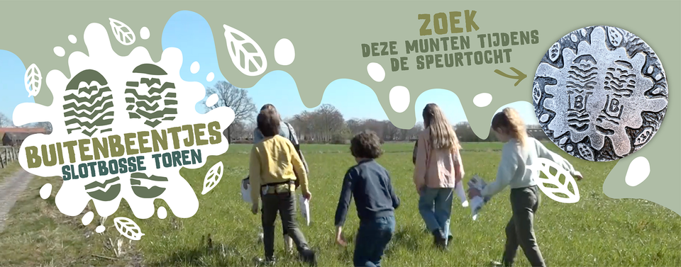 De banner van de speurtocht bij de Slotbosse Toren.