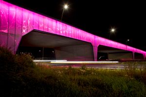 Verlicht viaduct over de A2 bij Eindhoven