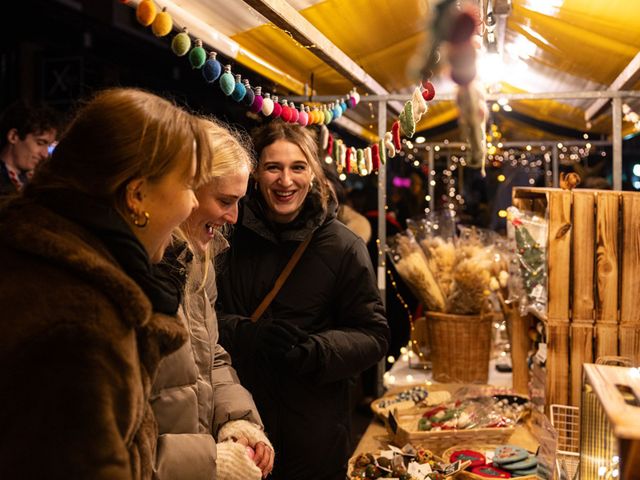 Kerstmarkt tijdens Delft Verlicht