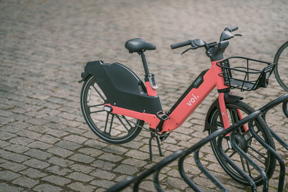 Deelfietsen in Hilversum: slim de stad door, zo de natuur in