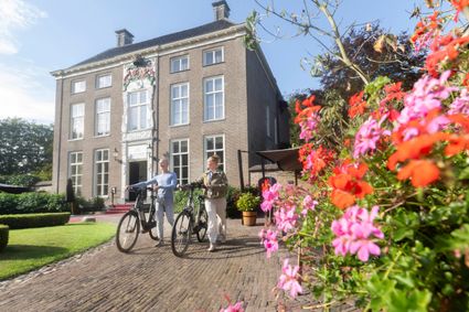 Landgoed De Havixhorst met fietsen stel
